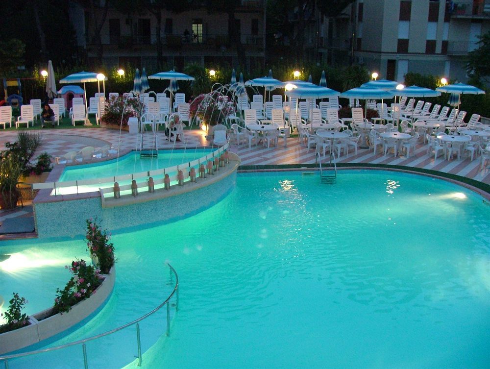 Hotel Smeraldo Cesenatico Exterior photo